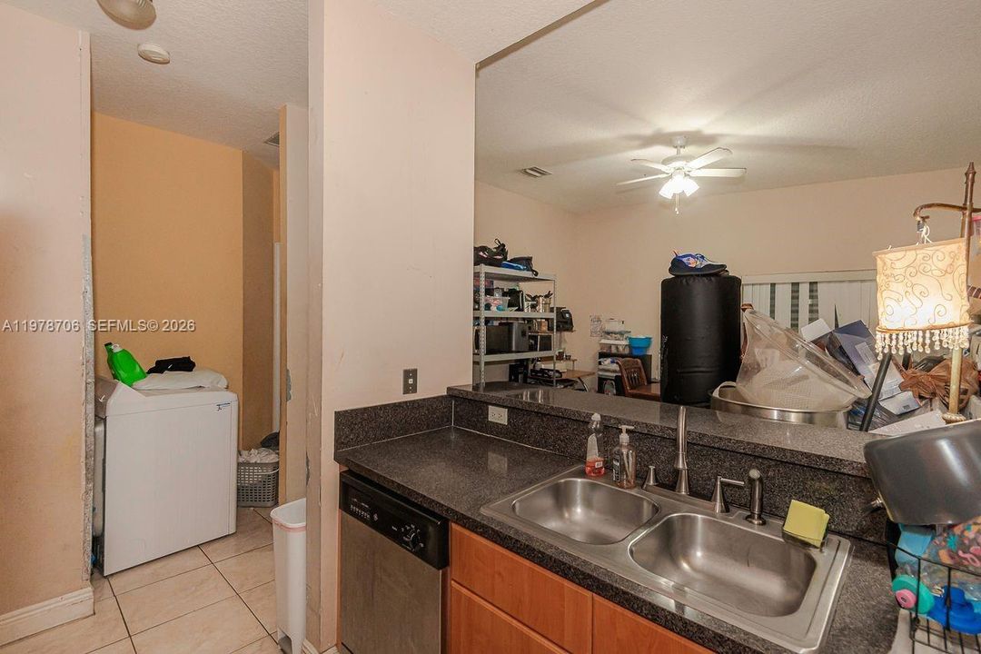 Activo con contrato: $308,000 (3 camas, 2 baños, 0 Pies cuadrados)