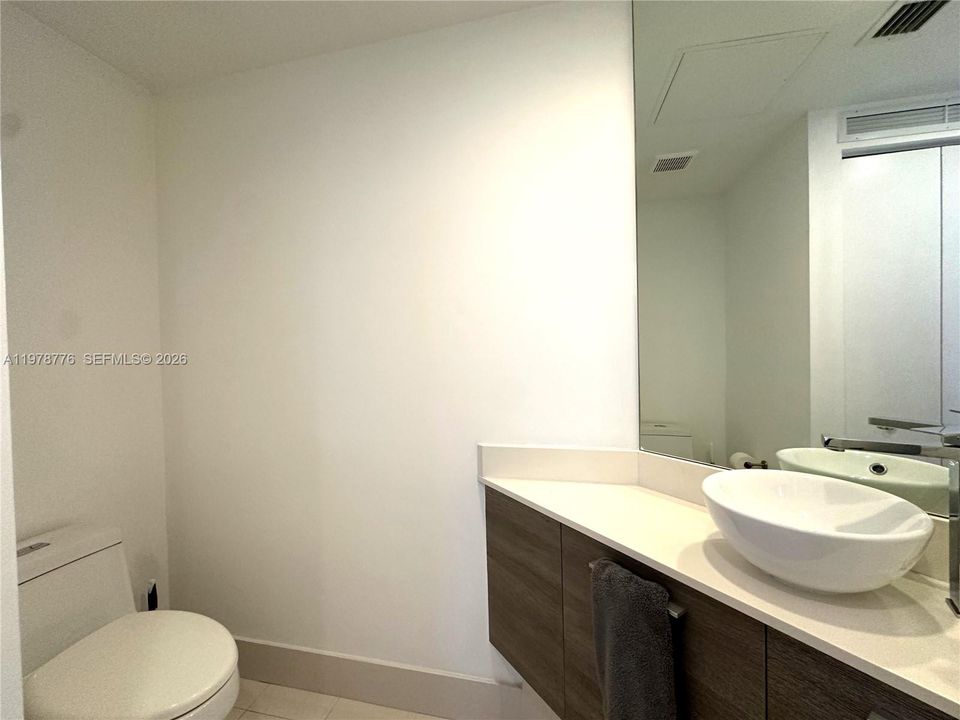 En Venta: $675,000 (1 camas, 1 baños, 706 Pies cuadrados)