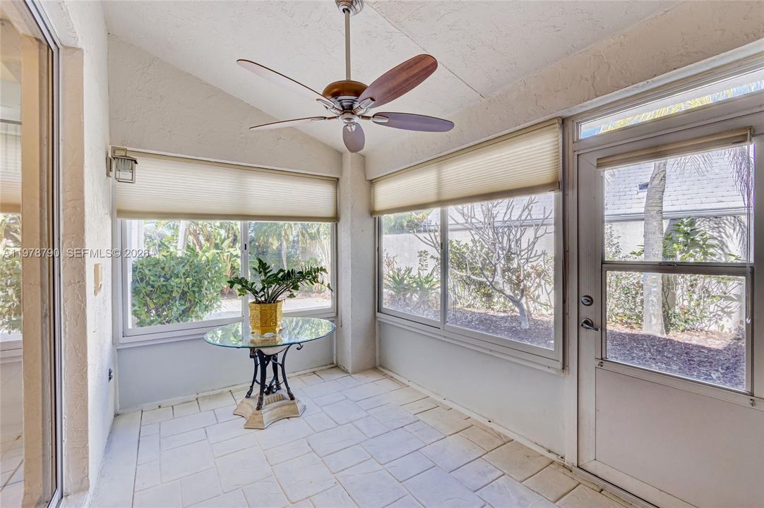 For Sale: $699,000 (3 beds, 2 baths, 2146 Square Feet)
