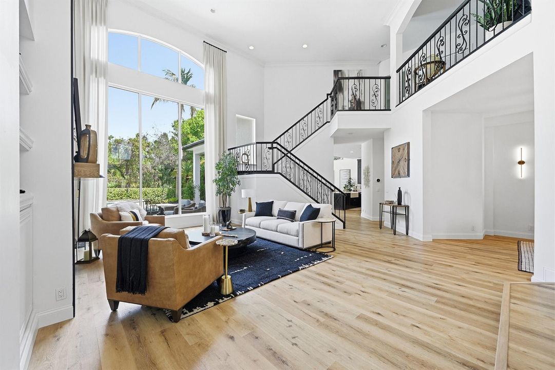 All Neutral Decor