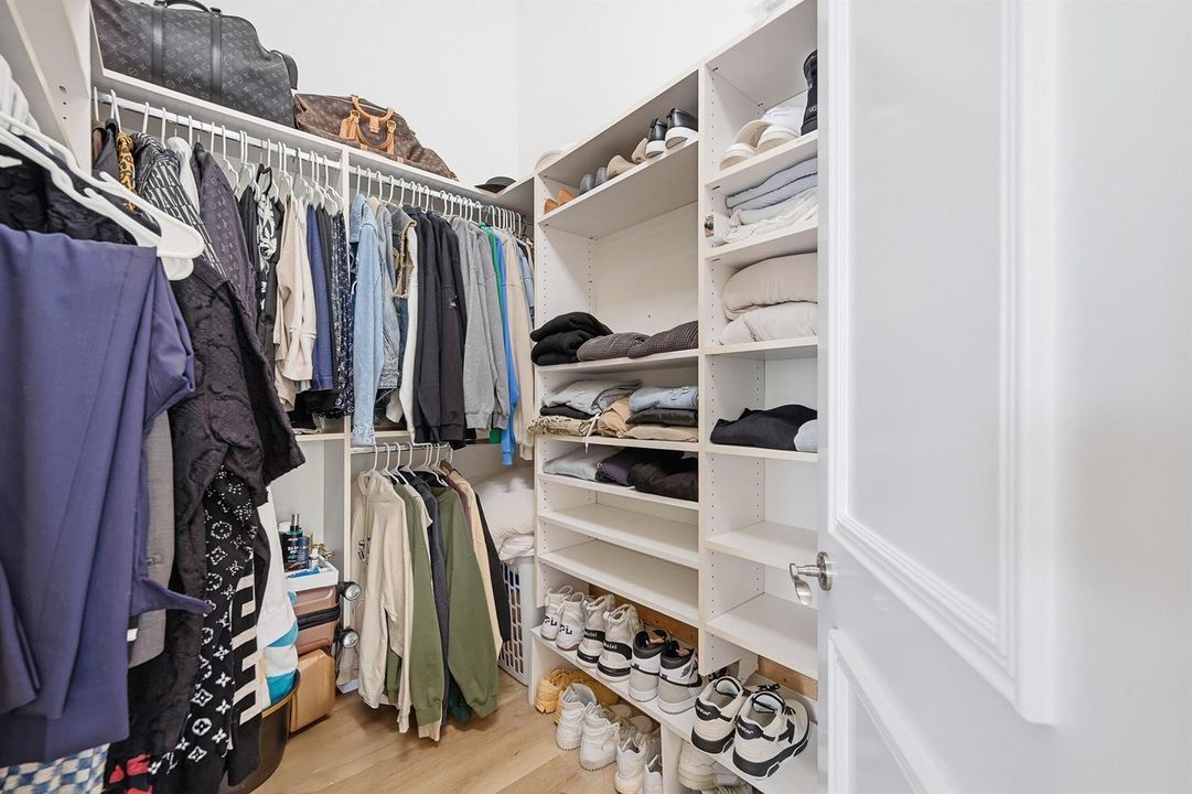 Custom Closets