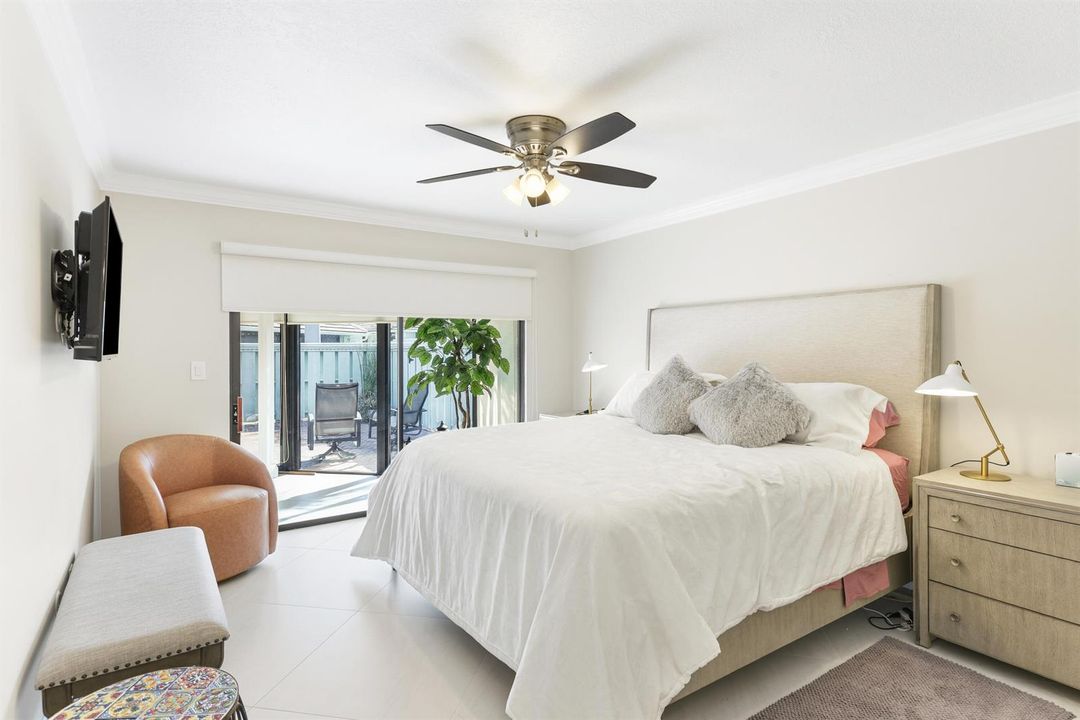 1127 E Seminole Ave_#15C_Marina Brier_46