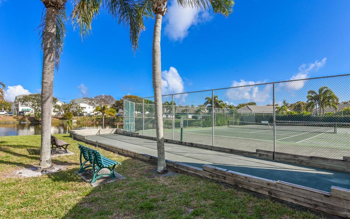 1127 E Seminole Ave_#15C_Marina Brier_10