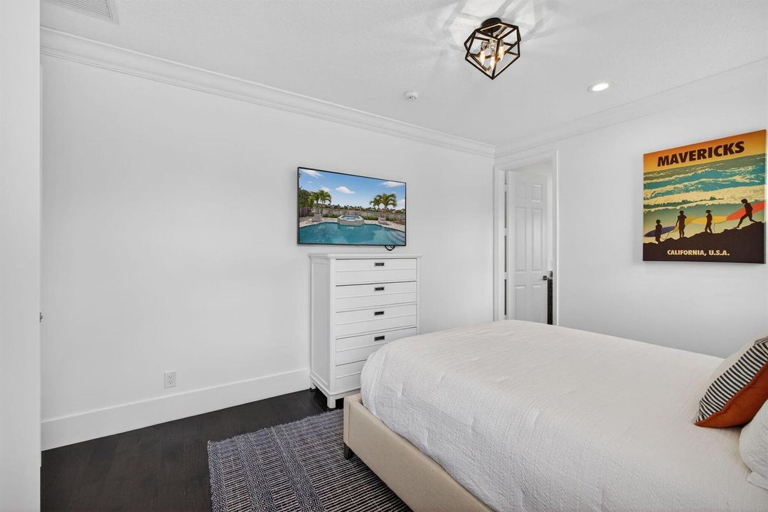second floor guest suite
