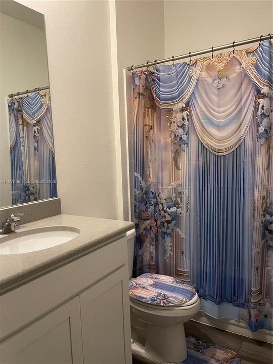 For Rent: $2,785 (3 beds, 2 baths, 1633 Square Feet)