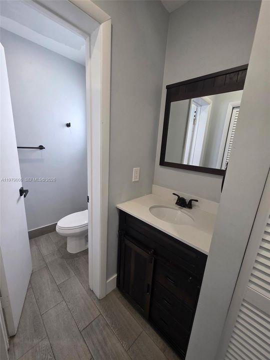 В аренду: $1,650 (1 спален, 1 ванн, 3062 Квадратных фут)