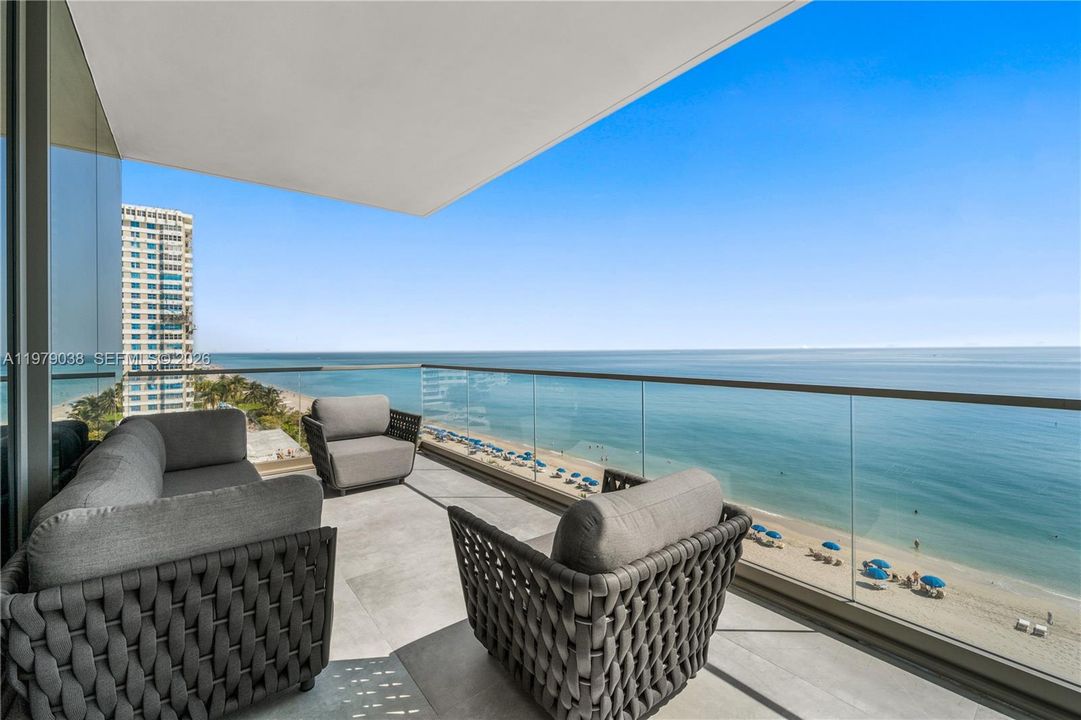 For Rent: $20,000 (3 beds, 3 baths, 2530 Square Feet)