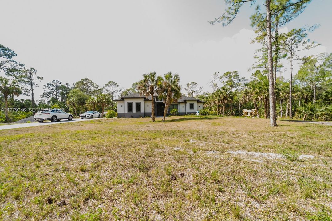 En Venta: $748,000 (3 camas, 2 baños, 2196 Pies cuadrados)