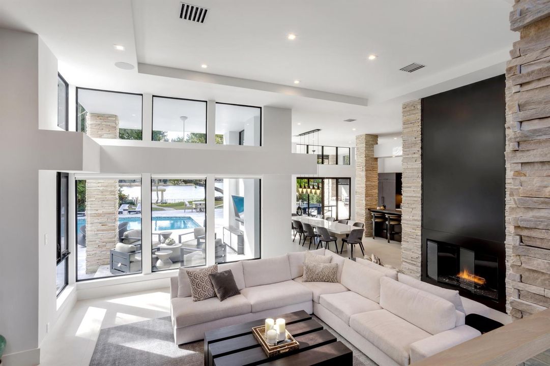 mls_STAIRCASE_TO_FAMILY_EB