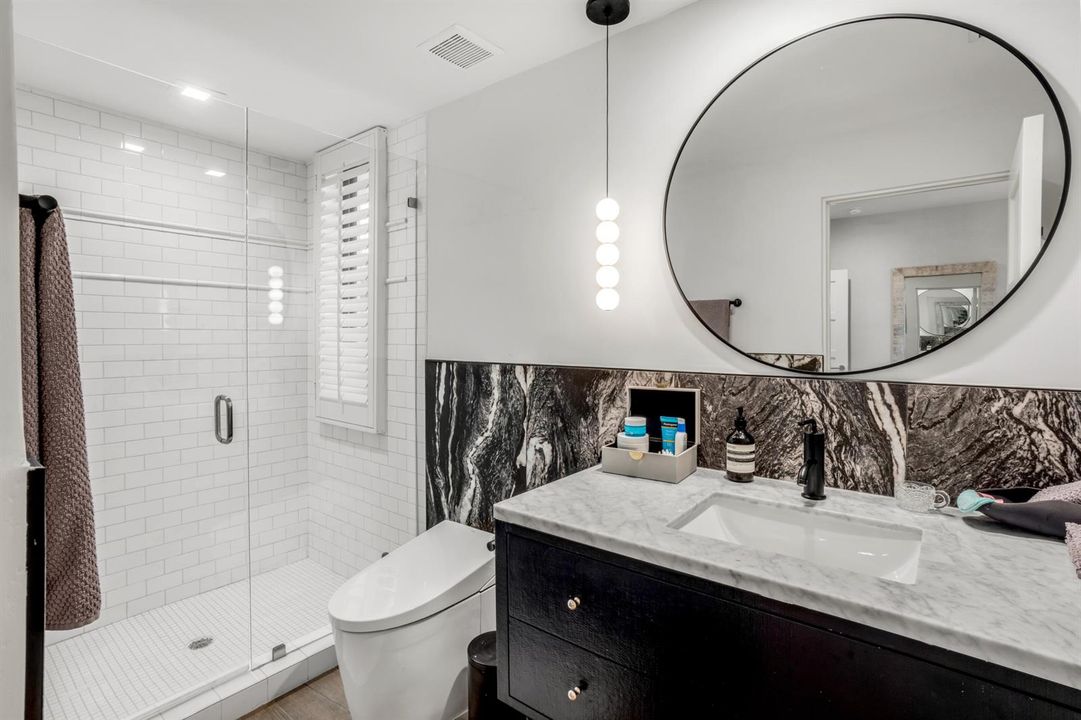 mls_BATHROOM_2_EB