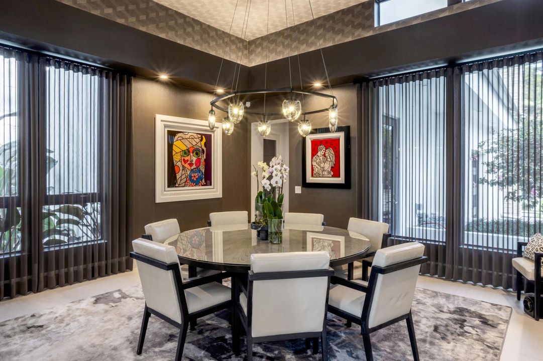 mls_DINING_1_EB
