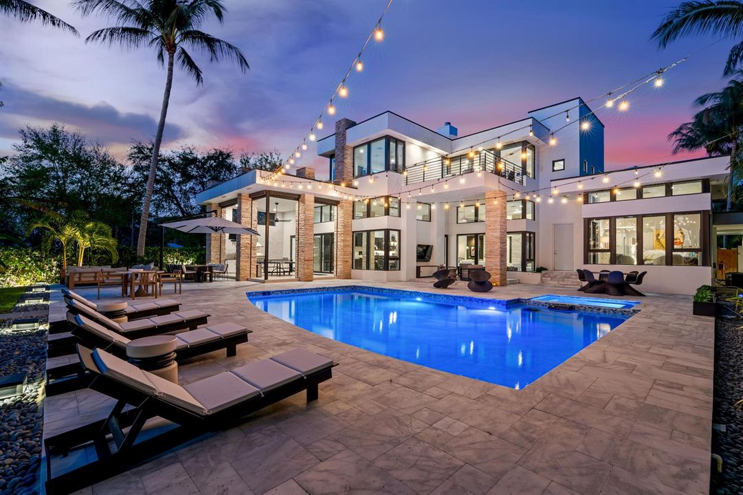 mls_POOL_TO_REAR_DT
