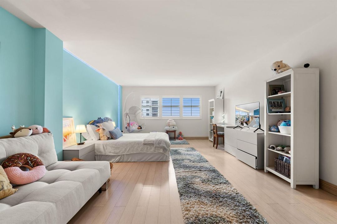 SecondSuite3