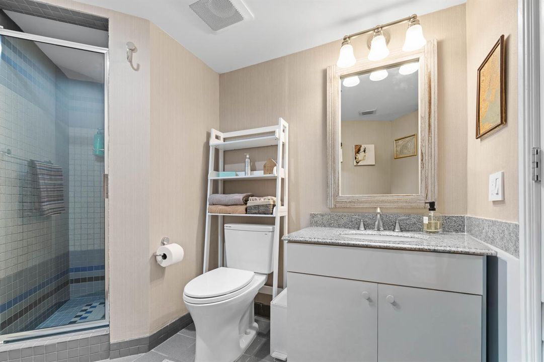 4GuestBath