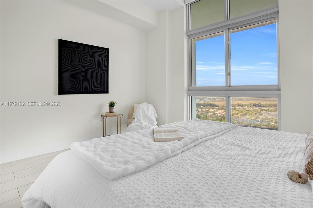 For Sale: $1,350,000 (3 beds, 3 baths, 1757 Square Feet)