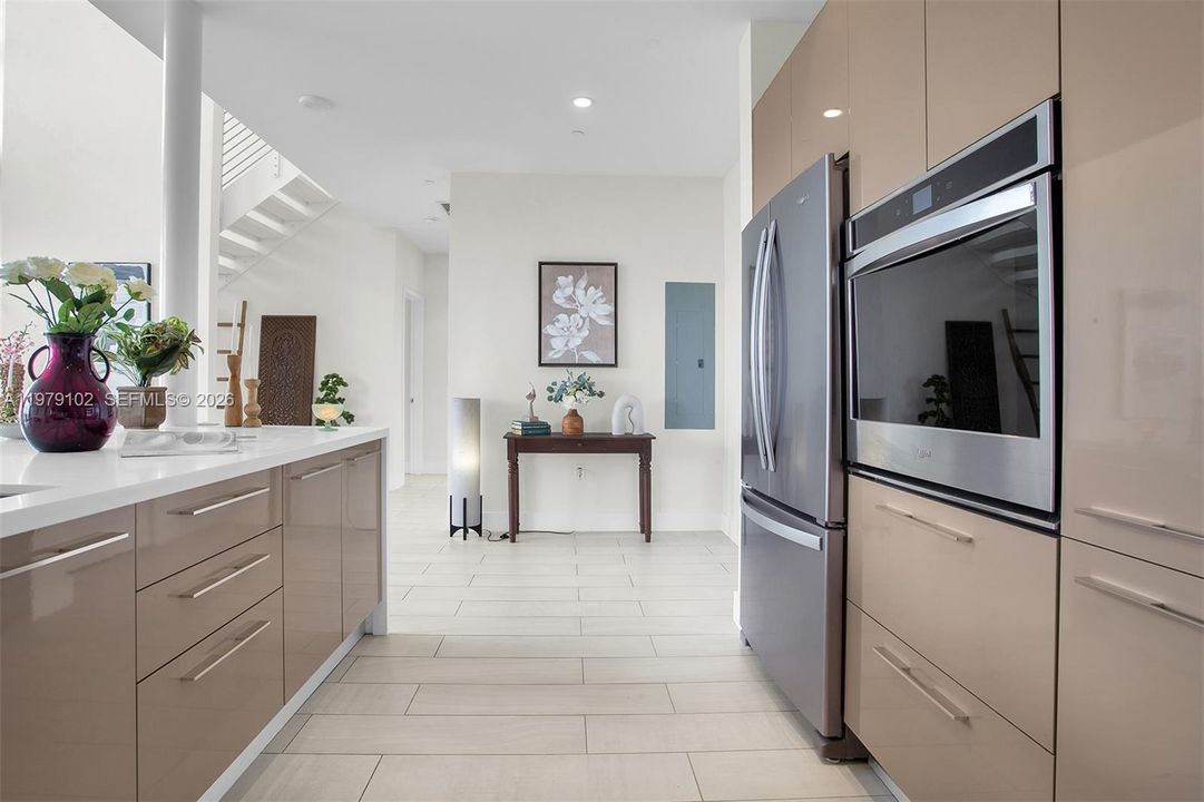 For Sale: $1,350,000 (3 beds, 3 baths, 1757 Square Feet)