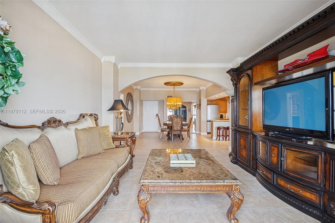 En Venta: $449,000 (2 camas, 2 baños, 1254 Pies cuadrados)