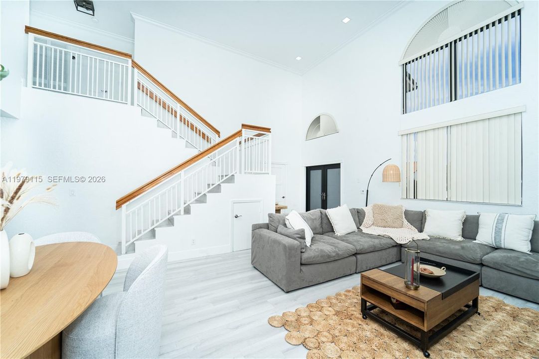 For Sale: $875,000 (4 beds, 2 baths, 1806 Square Feet)
