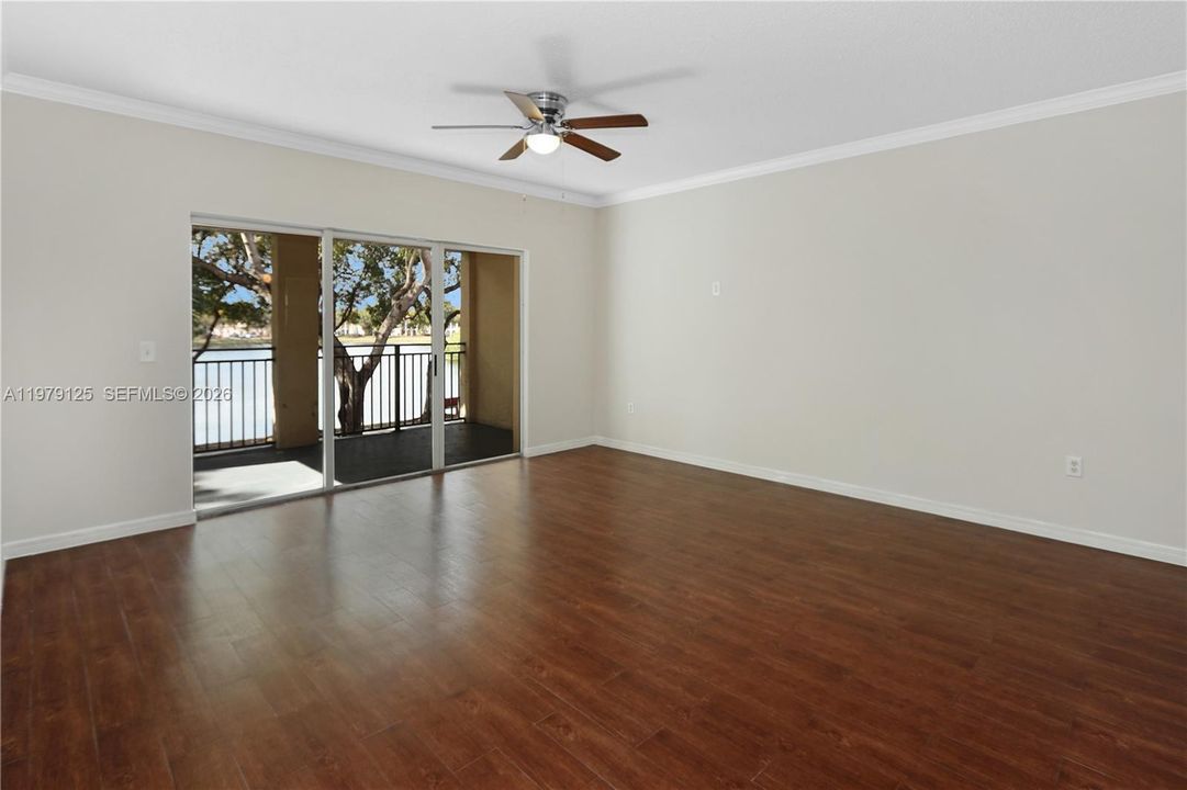 For Sale: $390,000 (3 beds, 2 baths, 1450 Square Feet)