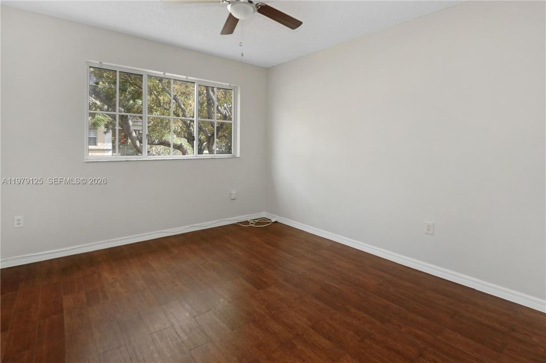 For Sale: $390,000 (3 beds, 2 baths, 1450 Square Feet)