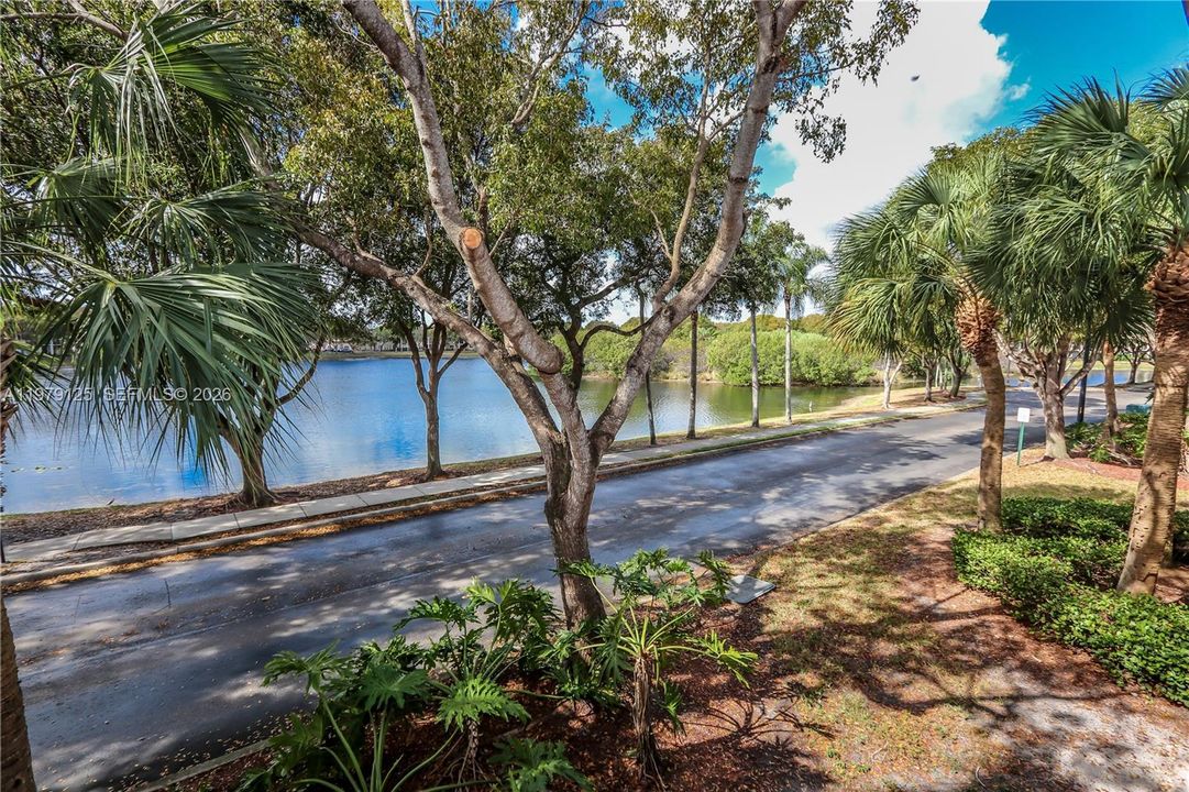 For Sale: $390,000 (3 beds, 2 baths, 1450 Square Feet)