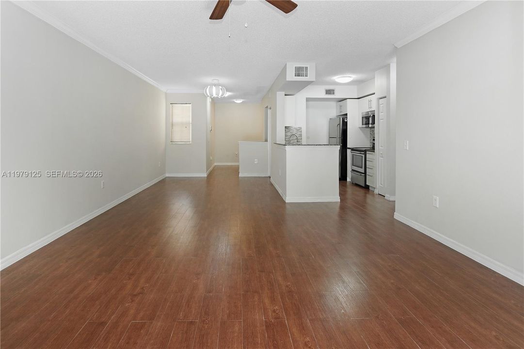 For Sale: $390,000 (3 beds, 2 baths, 1450 Square Feet)