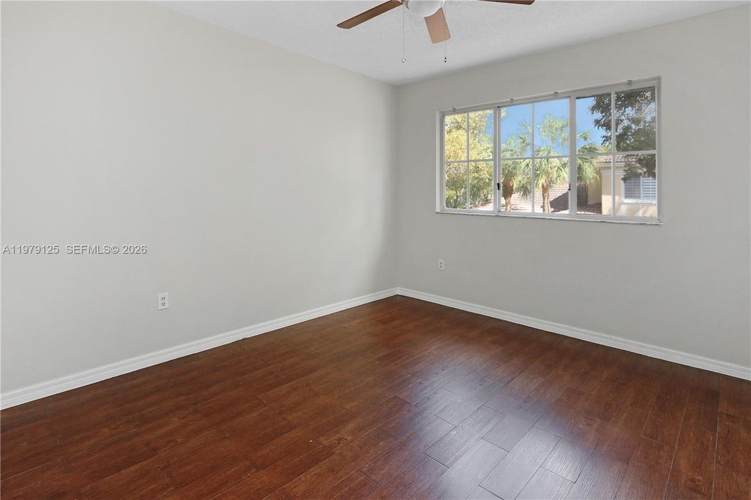 For Sale: $390,000 (3 beds, 2 baths, 1450 Square Feet)