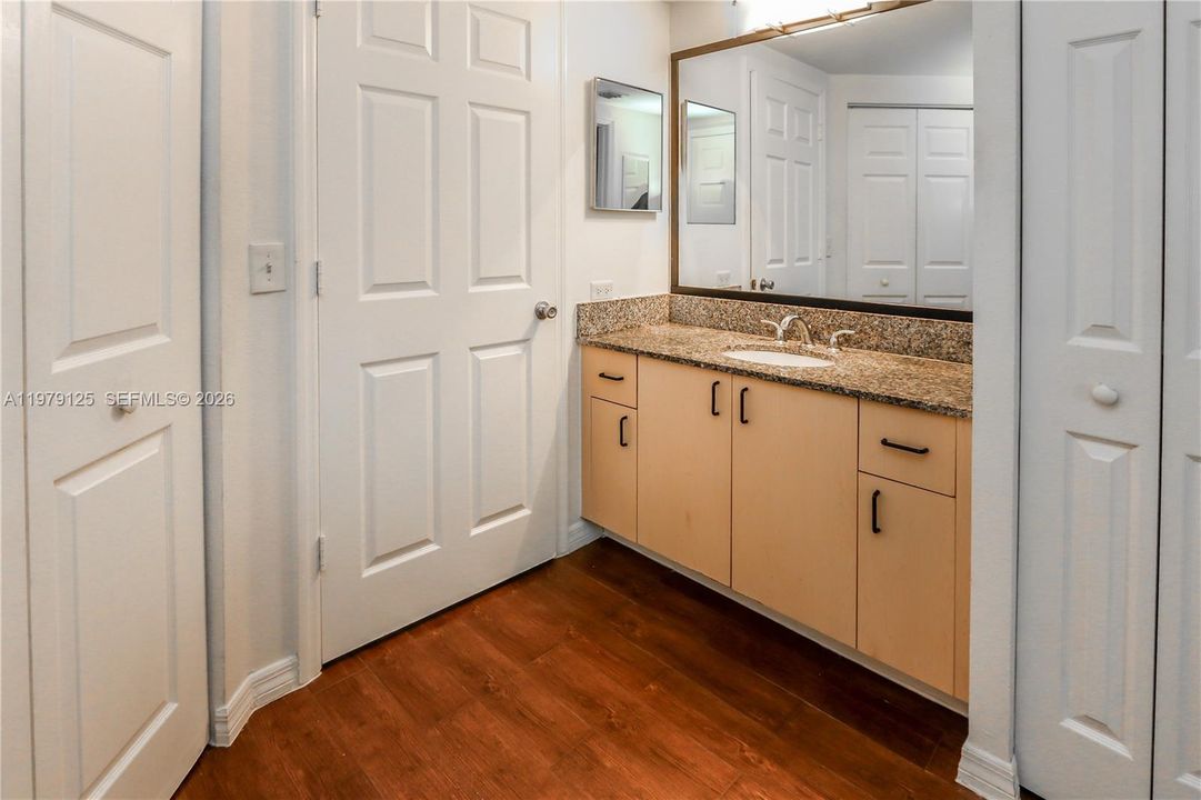 For Sale: $390,000 (3 beds, 2 baths, 1450 Square Feet)