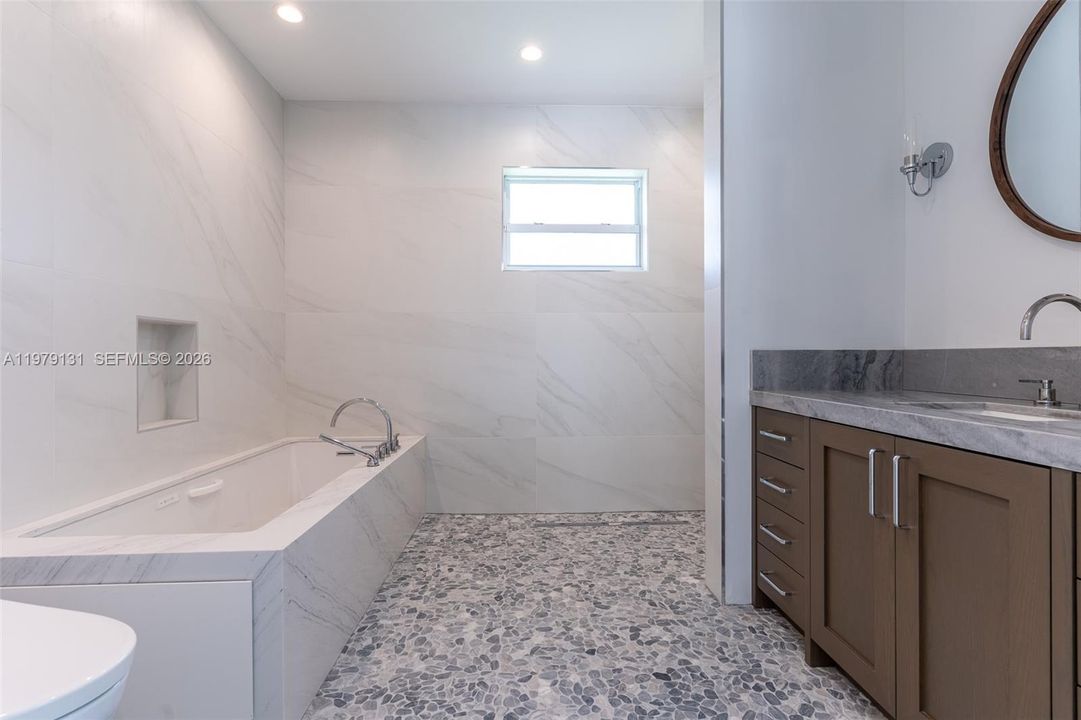 For Sale: $1,690,000 (4 beds, 3 baths, 2364 Square Feet)