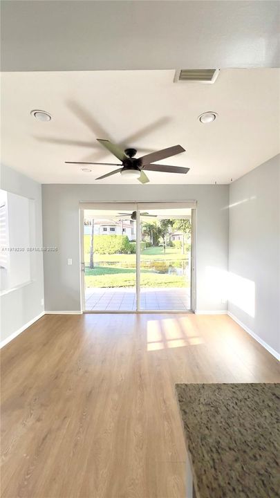 Vendido Recientemente: $525,000 (3 camas, 2 baños, 1623 Pies cuadrados)