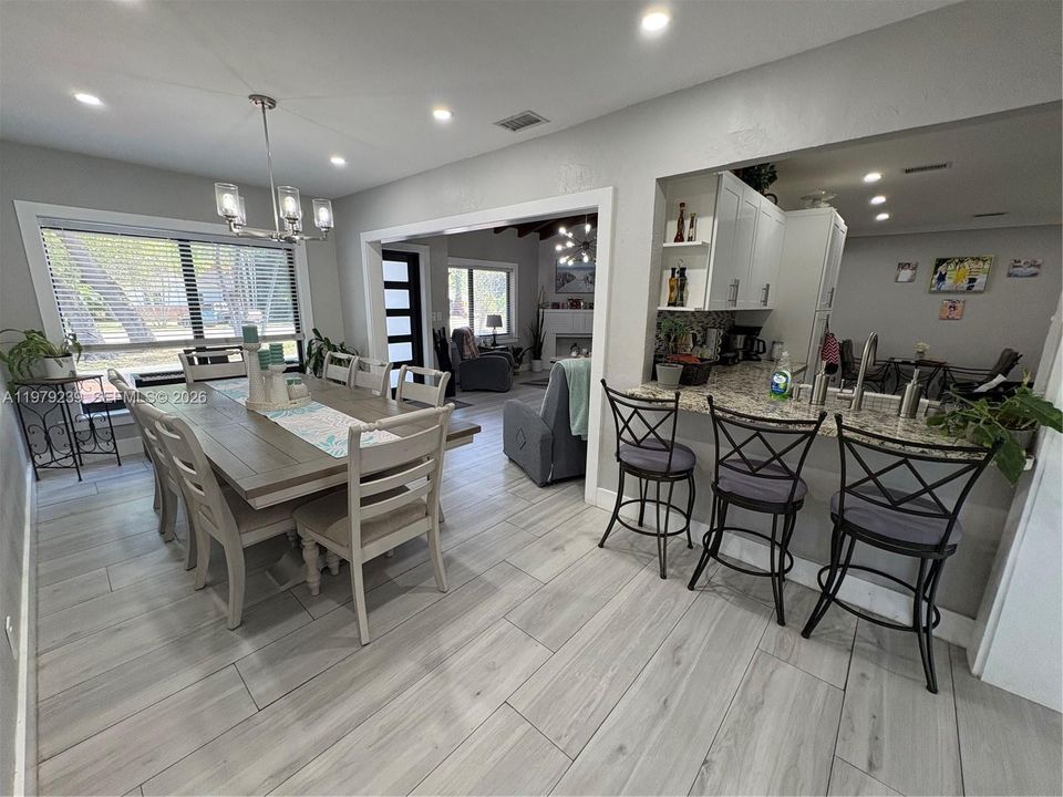 For Sale: $842,000 (3 beds, 1 baths, 1569 Square Feet)