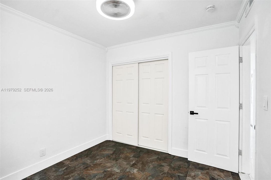 Vendido Recientemente: $389,000 (3 camas, 2 baños, 908 Pies cuadrados)