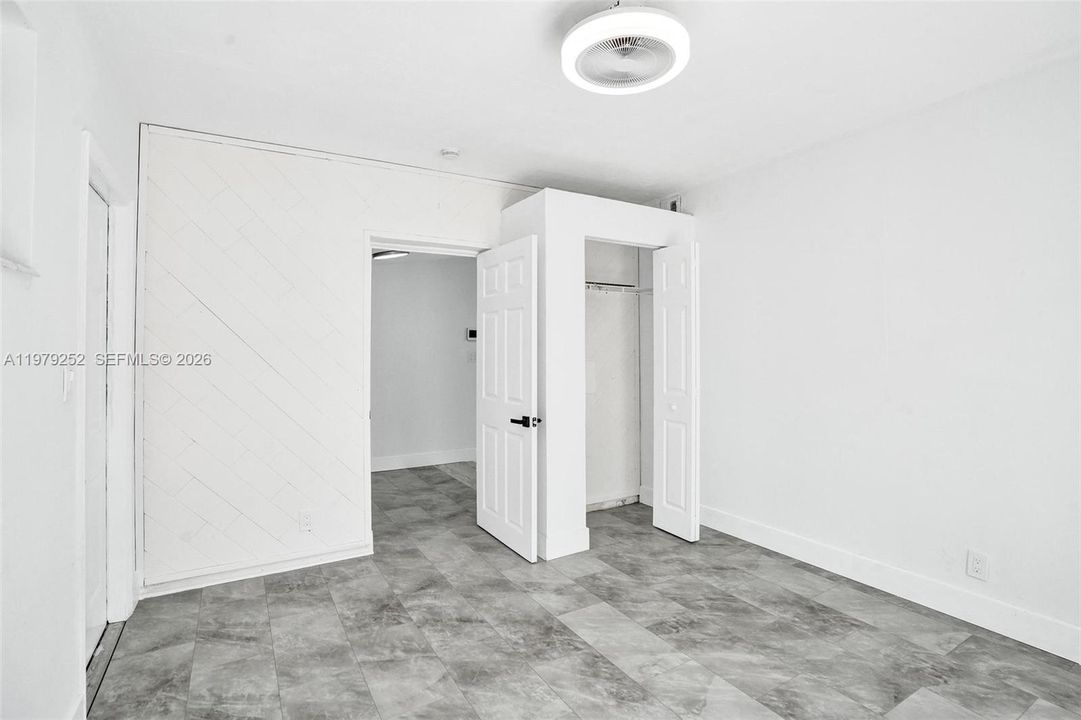 Vendido Recientemente: $389,000 (3 camas, 2 baños, 908 Pies cuadrados)