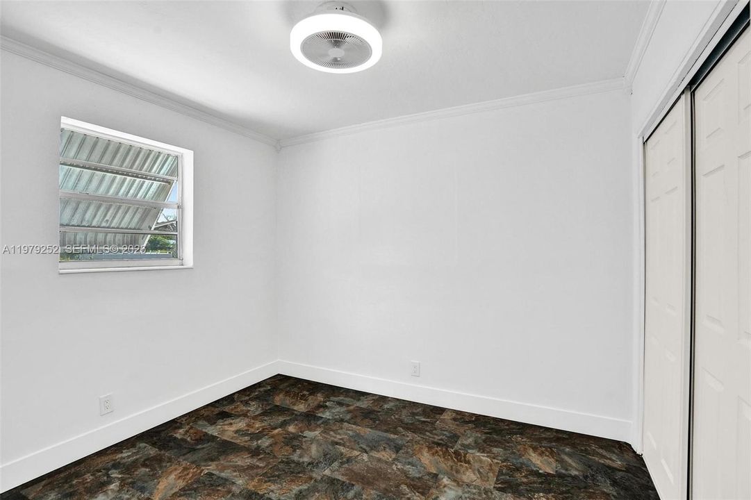Vendido Recientemente: $389,000 (3 camas, 2 baños, 908 Pies cuadrados)