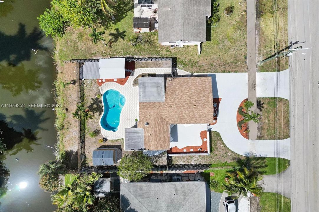 Vendido Recientemente: $389,000 (3 camas, 2 baños, 908 Pies cuadrados)
