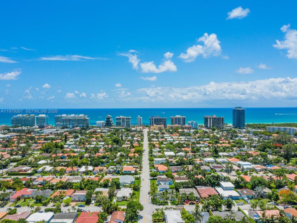 For Sale: $1,500,000 (3 beds, 2 baths, 1447 Square Feet)