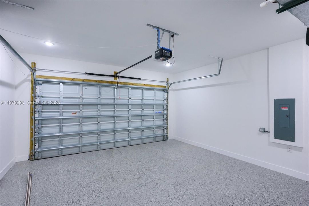 En Renta: $3,000 (3 camas, 2 baños, 1965 Pies cuadrados)