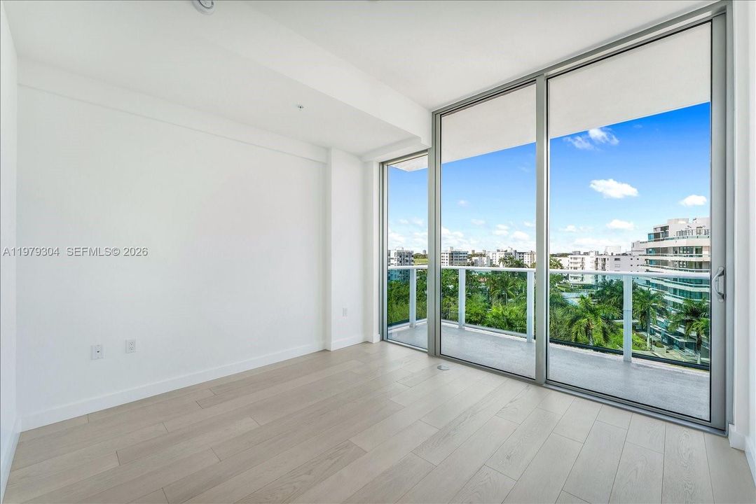 For Sale: $2,675,000 (2 beds, 2 baths, 1851 Square Feet)