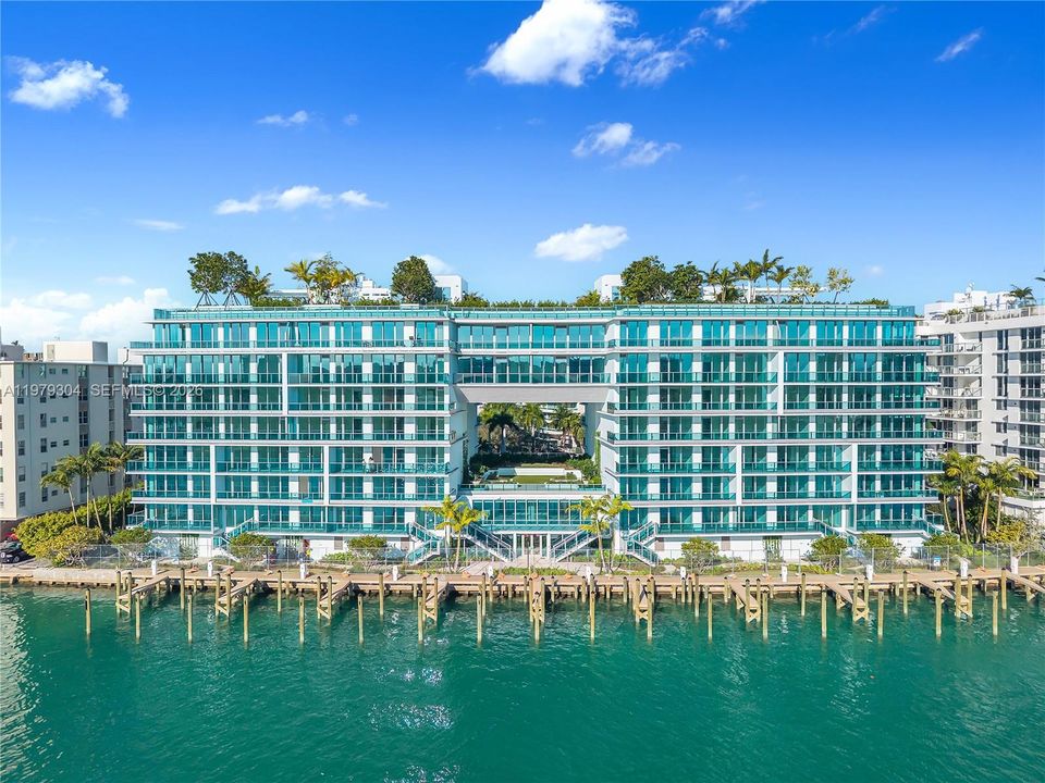 For Sale: $2,675,000 (2 beds, 2 baths, 1851 Square Feet)