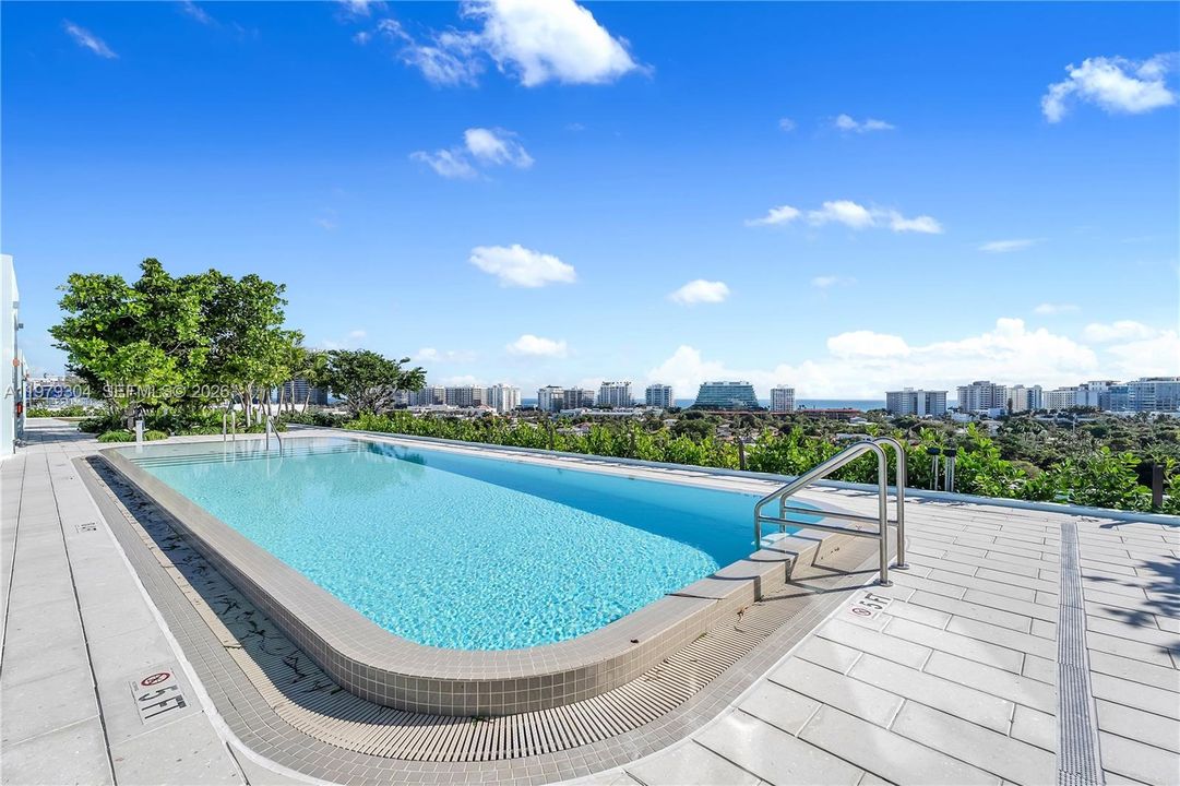 For Sale: $2,675,000 (2 beds, 2 baths, 1851 Square Feet)