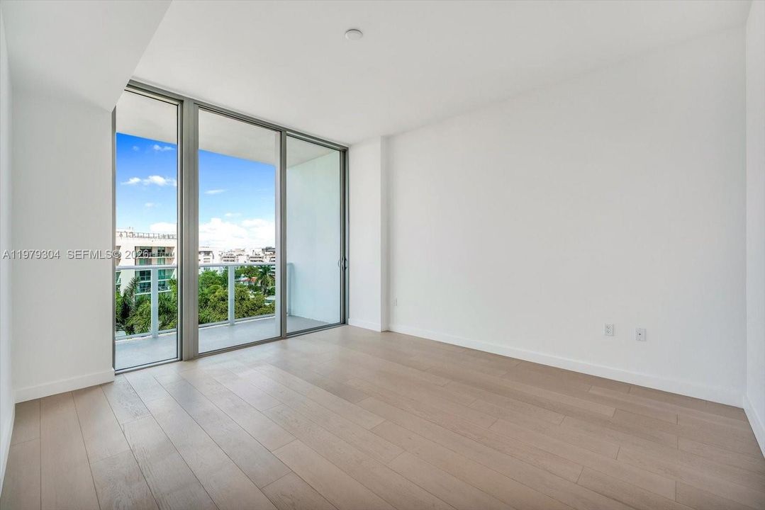 For Sale: $2,675,000 (2 beds, 2 baths, 1851 Square Feet)