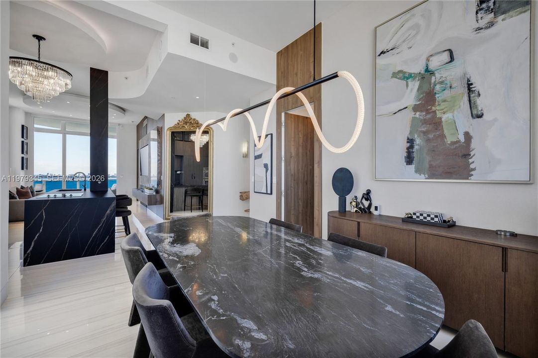 Active With Contract: $1,295,000 (2 beds, 2 baths, 1400 Square Feet)