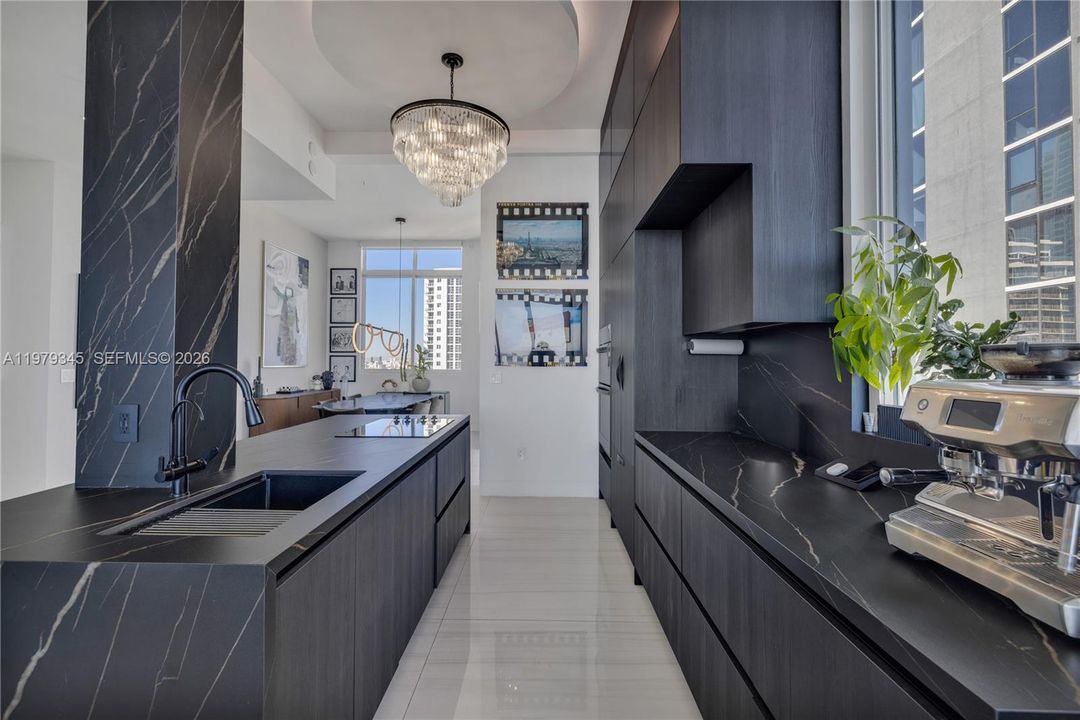 Active With Contract: $1,295,000 (2 beds, 2 baths, 1400 Square Feet)