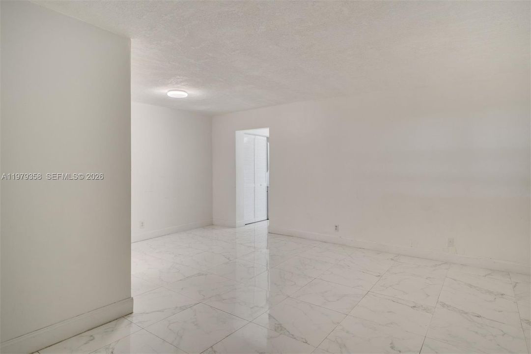 En Venta: $224,900 (1 camas, 1 baños, 630 Pies cuadrados)