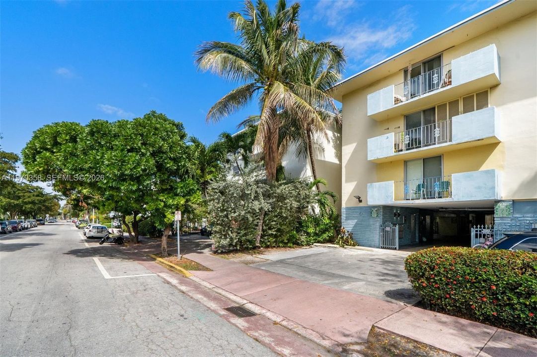 En Venta: $224,900 (1 camas, 1 baños, 630 Pies cuadrados)