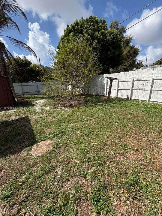 Activo con contrato: $349,000 (2 camas, 1 baños, 768 Pies cuadrados)