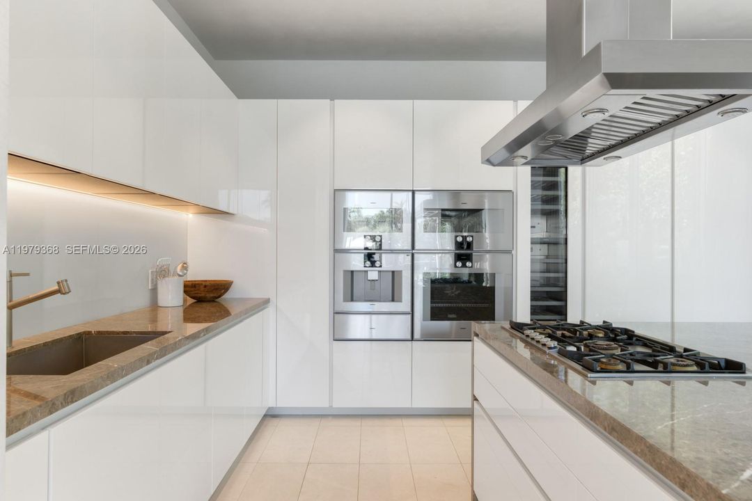 For Rent: $59,500 (4 beds, 4 baths, 4257 Square Feet)