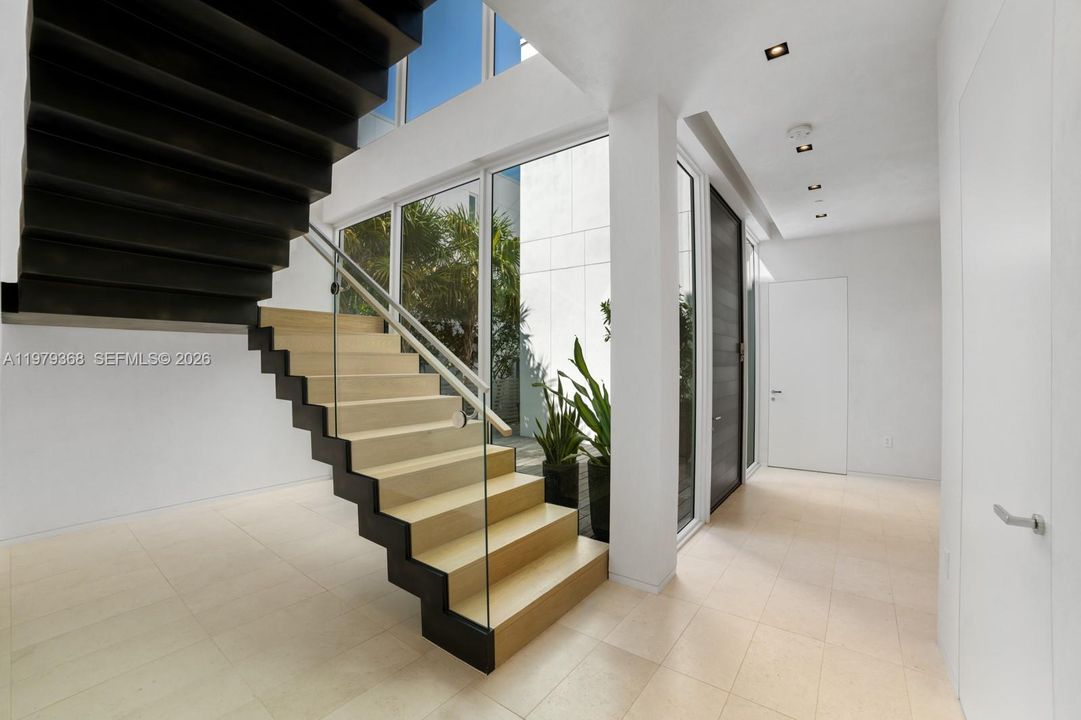 For Rent: $59,500 (4 beds, 4 baths, 4257 Square Feet)