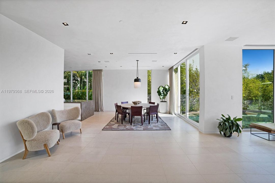 For Rent: $59,500 (4 beds, 4 baths, 4257 Square Feet)