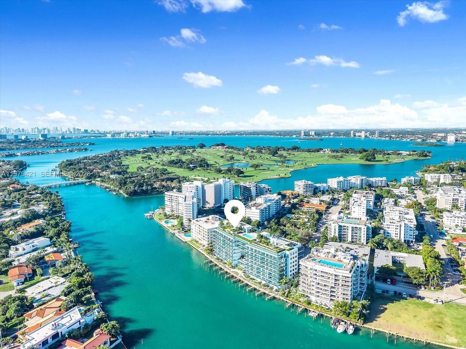 En Venta: $3,295,000 (3 camas, 3 baños, 1830 Pies cuadrados)